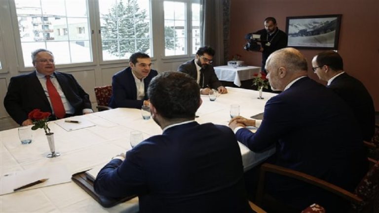 Νταβός: Διαδοχικές συναντήσεις του πρωθυπουργού στο περιθώριο του Φόρουμ