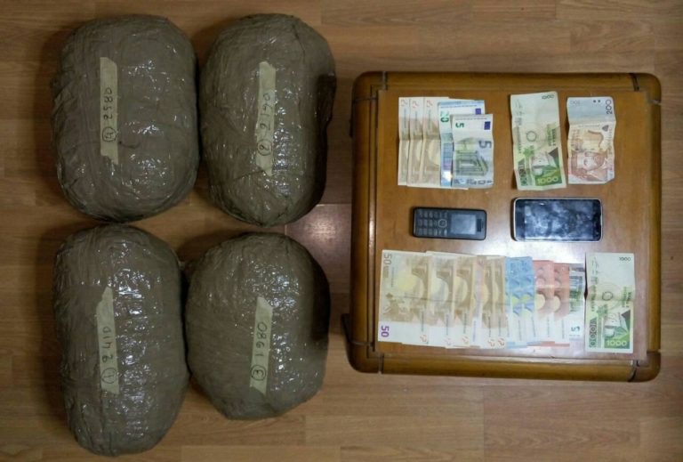 Καστοριά: 10 κιλά κάνναβης εισήγαγαν δύο αλλοδαποί