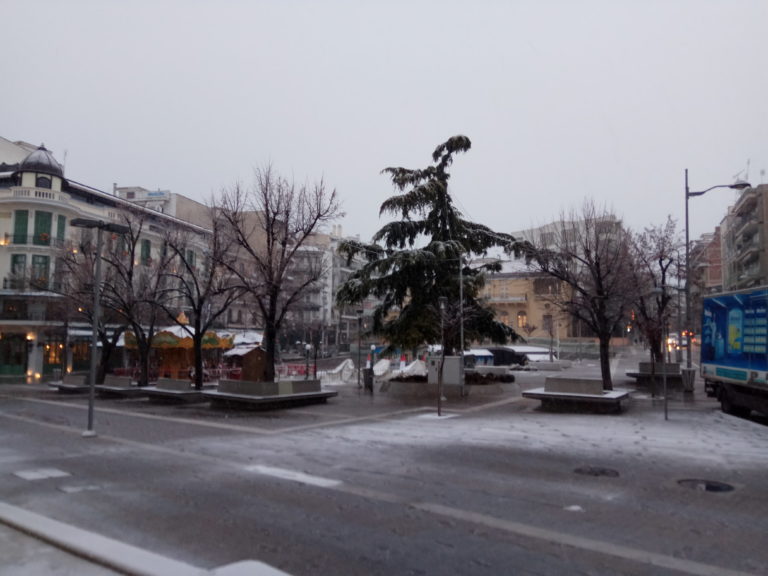Δυτική Μακεδονία: Το χιόνι έκανε την εμφάνιση του