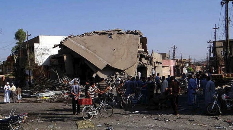 Διπλή βομβιστική επίθεση στη Βαγδάτη- Πάνω από 30 οι νεκροί