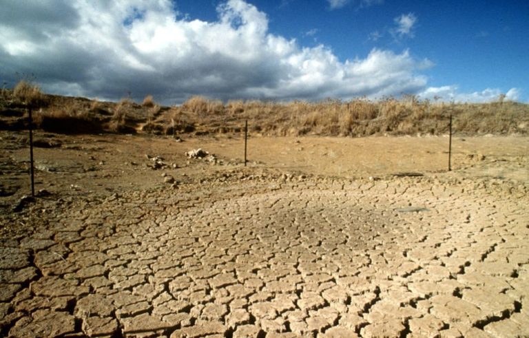 Αυξημένος κίνδυνος ξηρασίας σε Μεσόγειο και Ν. Ευρώπη σε περίπτωση ανόδου της θερμοκρασίας