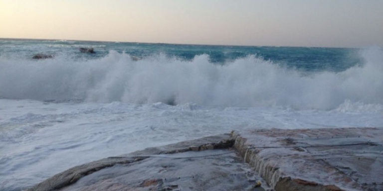 Χανιά: Νεκρός 85χρονος στη θάλασσα της Παλαιόχωρας
