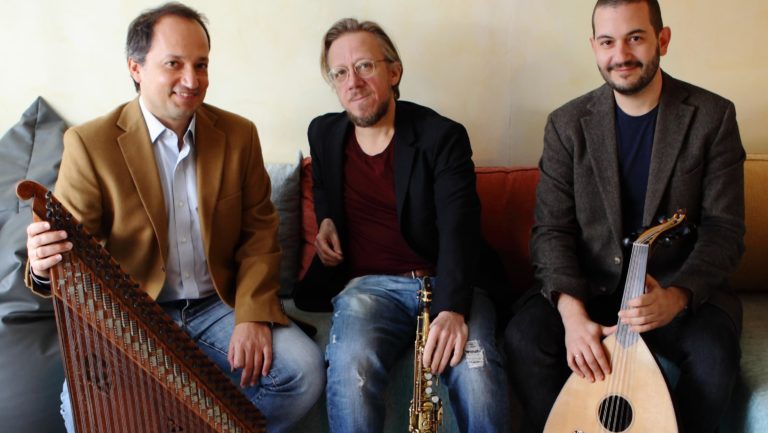 Οι Amoeba trio, σ’ ένα παιχνίδι αυτοσχεδιασμών, στη Στέγη