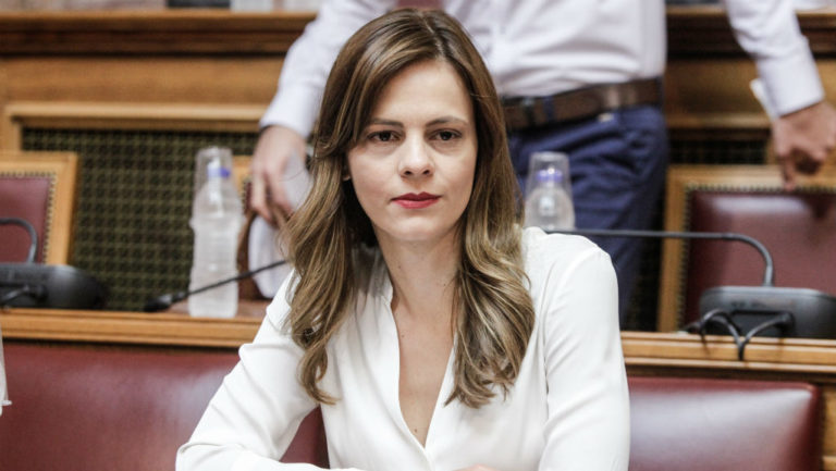 Βολές Αχτσιόγλου κατά του προγράμματος “Συν-εργασία”