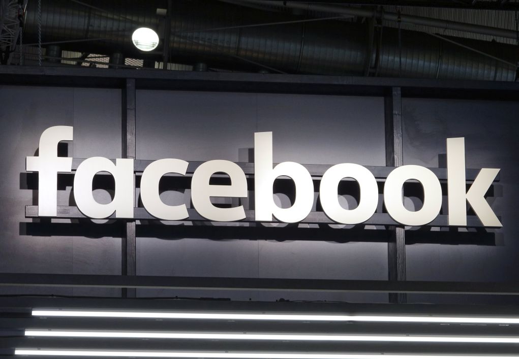 Τρία κέντρα ψηφιακής εκπαίδευσης στην Ευρώπη θα λειτουργήσει το Facebook