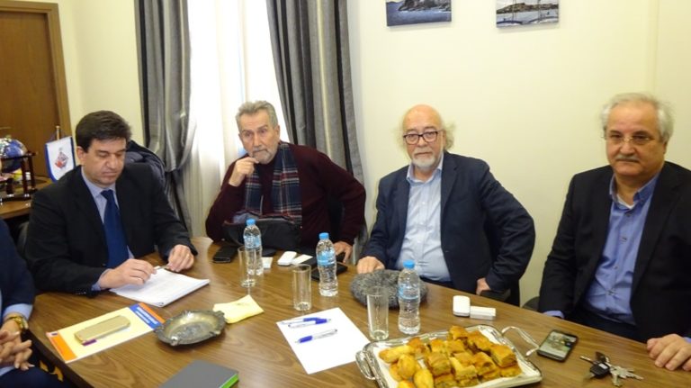 Καβάλα: Σύσκεψη στο Επιμελητήριο με βουλευτές