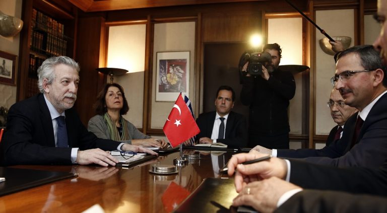 Συνάντηση αντιπροσωπείας του τουρκικού υπ. Δικαιοσύνης με τον Στ. Κοντονή (video)