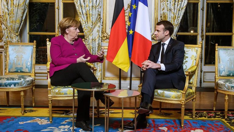 Μέρκελ: Κεφαλαιώδους σημασίας για την ΕΕ η κυβερνητική σταθερότητα στη Γερμανία