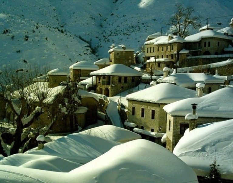 Χιονίζει στα ορεινά της Ηπείρου