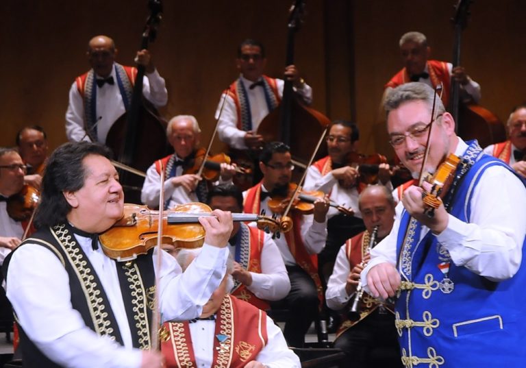 The Budapest Gypsy Symphony Orchestra «100 τσιγγάνικα βιολιά» στο ΜΜΘ