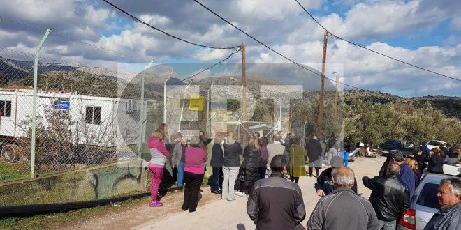 Χίος: «Μπλόκο» κατοίκων Χαλκειούς με ΙΧ στη ΒΙΑΛ