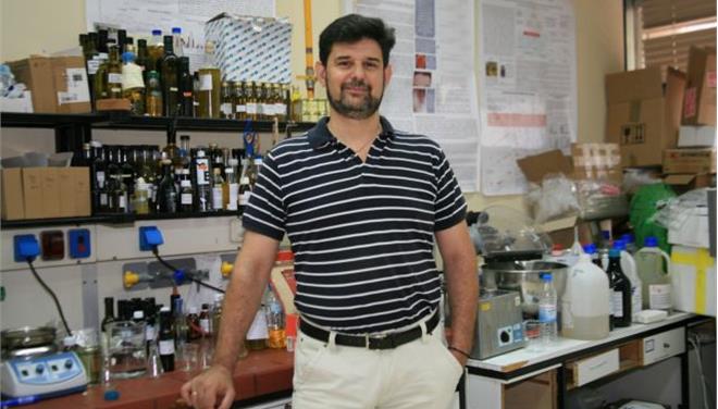 Ο καθηγητής Π. Μαγιάτης μιλά για το ελαιόλαδο της Κέρκυρας