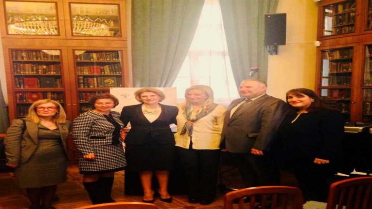 Φόρουμ με θέμα «Τόσο διαφορετική Ελλάδα» στη Μόσχα