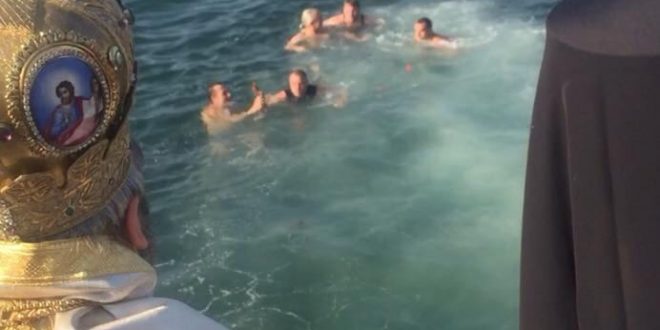 Θεοφάνεια στη Σμύρνη