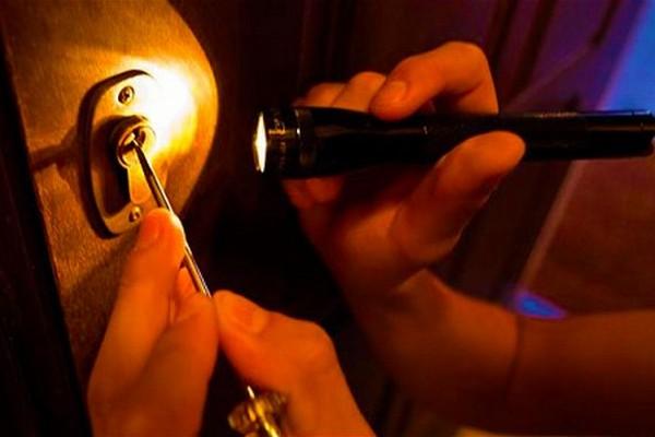 Καβάλα: Εξιχνίαση δεκατριών διαρρήξεων καταστημάτων