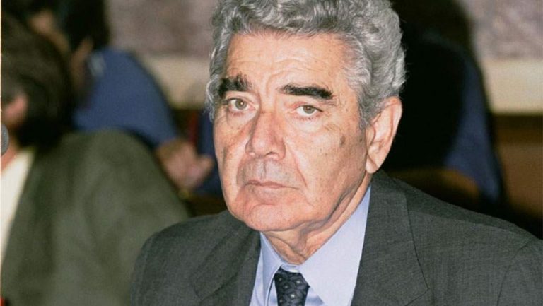 Απεβίωσε ο πρώην υπουργός Βασίλης Κεδίκογλου