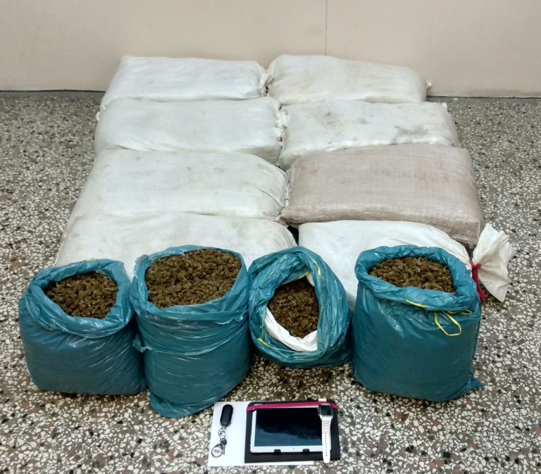 Καστοριά: 76 κιλά κάνναβης μετέφερε 46 χρονος Έλληνας με 21χρονο αλλοδαπό