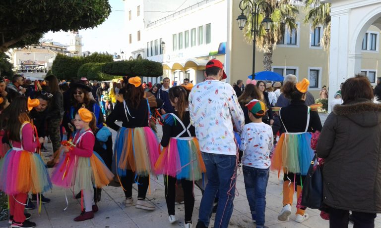 Ζάκυνθος: Κορύφωση καρναβαλικών εκδηλώσεων
