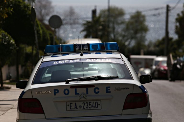 Εξαπατούσε ανέργους τάζοντάς τους δουλειά – Παρίστανε τον Δ/ντή πολιτικού γραφείου