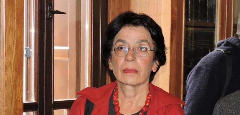 Β. Βαγιωνάκη: Ερώτηση για την παραχώρηση των μη λειτουργικών σχολικών κτιρίων
