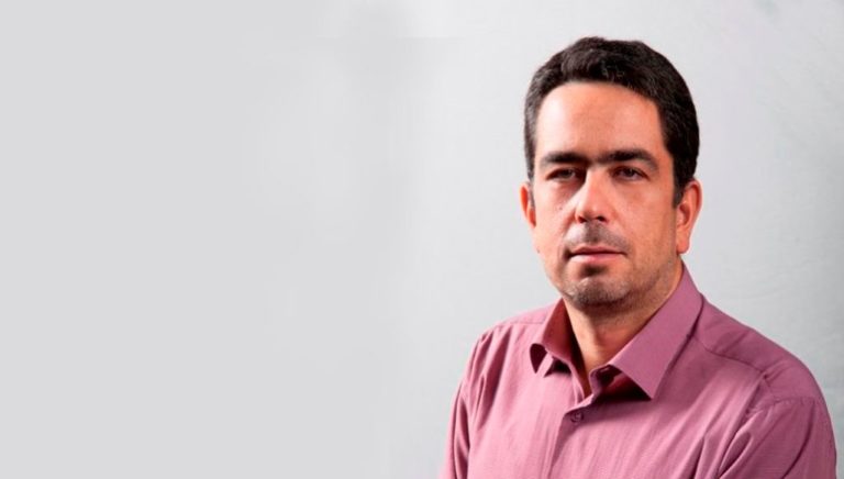 Γ. Θεοφύλακτος: Σκάνδαλο μεγατόνων το θέμα της Nοβάρτις