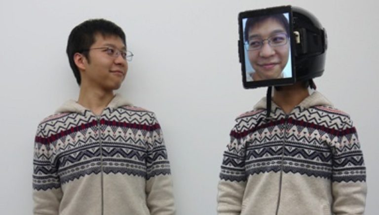 Δανείστε το πρόσωπο σας με τη νέα συσκευή τηλεπαρουσίας (video)