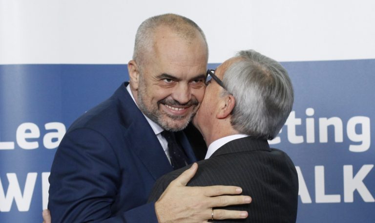 To 2025 η ένταξη των Δυτ. Βαλκανίων – Γιούνκερ για διευθέτηση Ελληνοαλβανικών σχέσεων