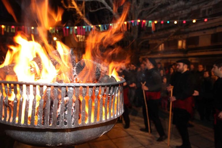 Παρουσίαση εθίμου του Φανού στις Σέρρες και το Σιδηρόκαστρο