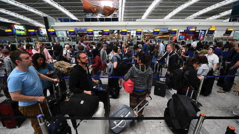 Βρετανία: Κλειστό το αεροδρόμιο Σίτι μετά τον εντοπισμό βόμβας από τον Β’ Παγκόσμιο Πόλεμο