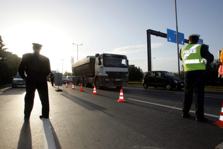 Αυξημένα μέτρα Τροχαίας τις Απόκριες ενόψει τριημέρου