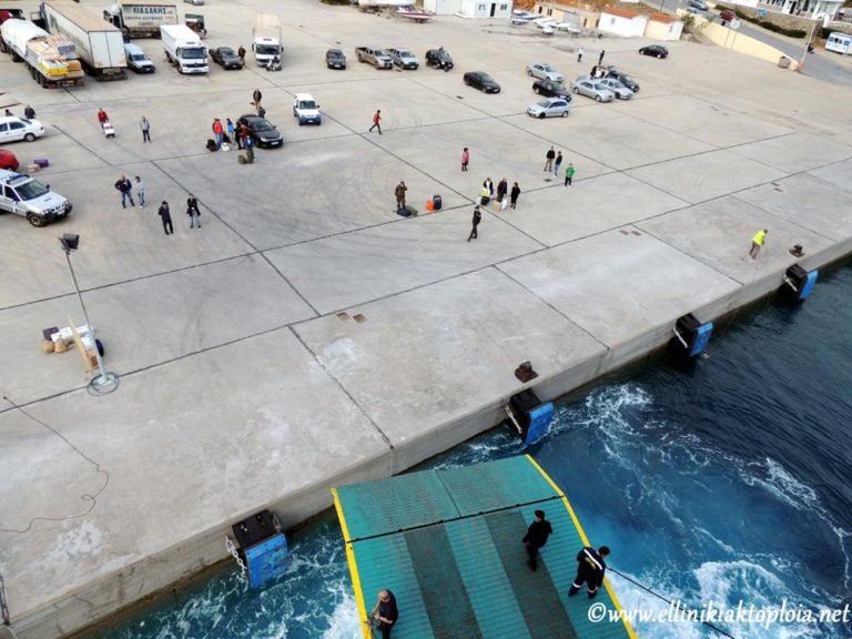 Λασίθι: Στο λιμάνι της Σητείας παραμένει φορτηγό πλοίο μετά από έλεγχο