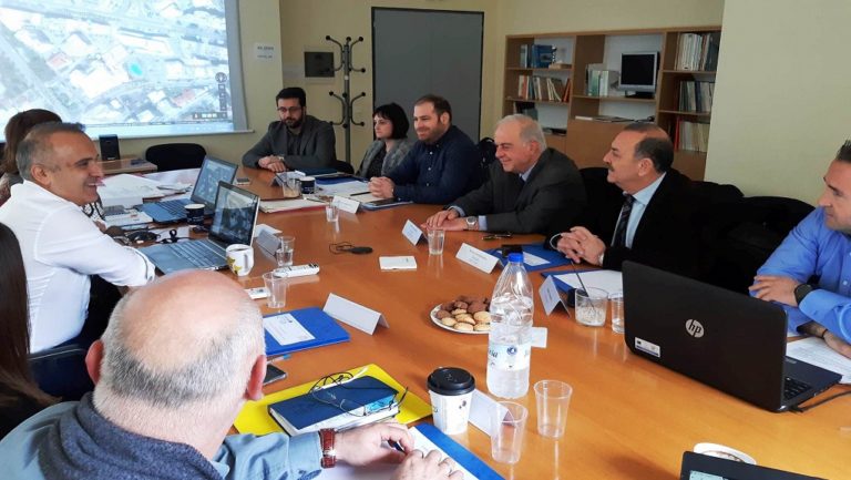 Συνεργασία για τη διαχείριση αποβλήτων