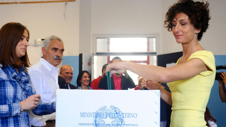 “Ρευστό” το πολιτικό σκηνικό στην Ιταλία λίγο πριν τις εκλογές