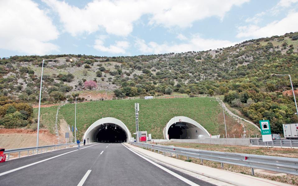 Κλείνουν από αύριο, Τρίτη, έως την Παρασκευή οι σήραγγες στα Τέμπη