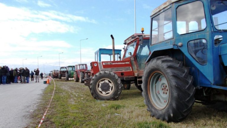 Πανελλαδική σύσκεψη εκπροσώπων αγροτικών μπλόκων την Κυριακή στη Νίκαια Λάρισας