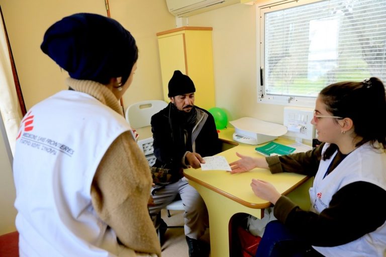 Λέσβος: Οι πρόσφυγες της Μόριας μέσα από τα μάτια των Γιατρών Χωρίς Σύνορα