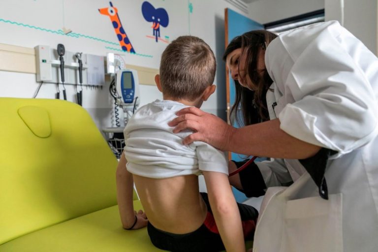 Δύο παιδιά νοσηλεύονται στο Νοσοκομείο Χανίων με ιογενή μηνιγγίτιδα