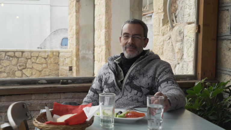 ΕΡΤ2 – Εντός Αττικής: «Βαρνάβας»
