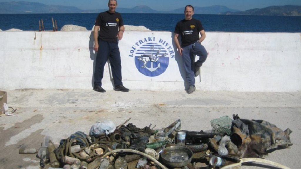 Νέοι εθελοντικοί καθαρισμοί στη θαλάσια “χωματερή”