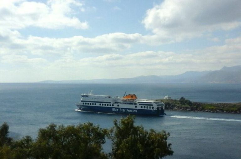 Οινούσσες: Διακοπή δρομολογίων με Πειραιά λόγω λιμανιού