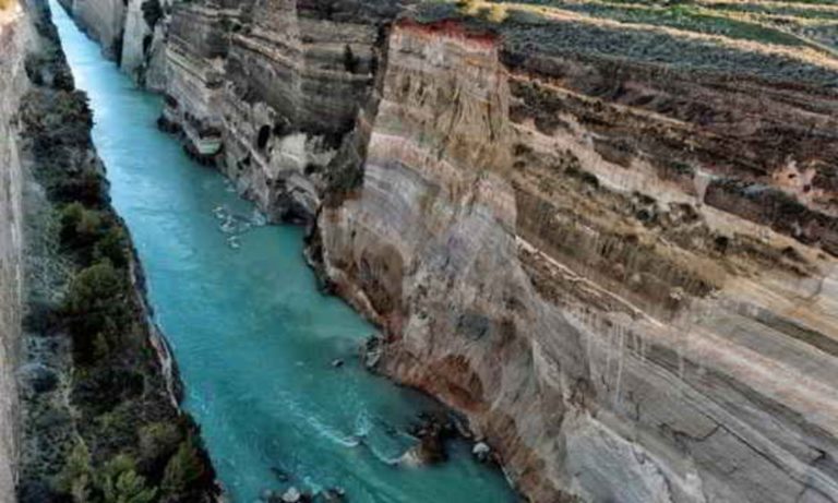 Σε εξέλιξη τα έργα αποκατάστασης στα πρανή της διώρυγας Κορίνθου