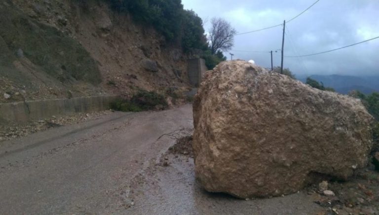 Έκλεισε ο δρόμος από Αγιόκαμπο προς Σκλήθρο