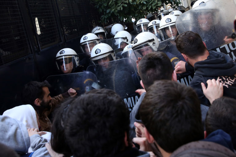 Συνέχεια διαμαρτυριών για τους πλειστηριασμούς και στη Θεσσαλονίκη