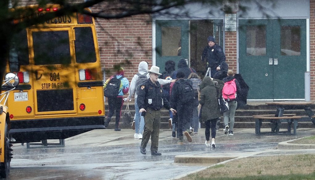 Πυροβολισμοί σε σχολείο του Μέριλαντ των ΗΠΑ – Νεκρός ο δράστης