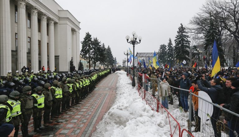 Ουκρανία: Συγκρούσεις αστυνομίας – υποστηρικτών του Μ. Σαακασβίλι