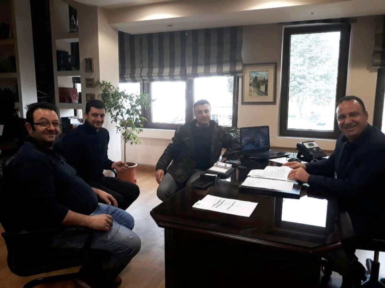 Παγγαίο: Συμπαράσταση στους επαγγελματίες φωτογράφους