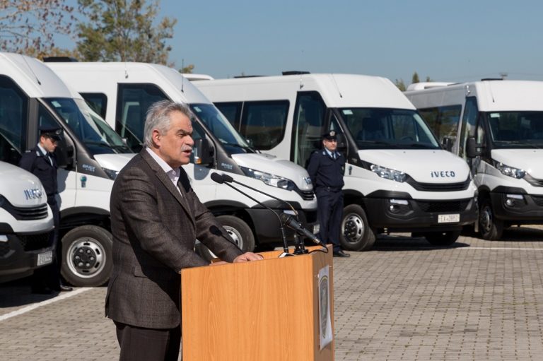 Ξεκίνησε η ανανέωση του στόλου της ΕΛΑΣ -Τόσκας:Είναι μόνο η αρχή (video)