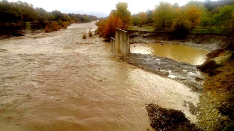 Χανιά: Τεράστιες καταστροφές-Αγνοείται κτηνοτρόφος-Εκκενώνονται σπίτια(audio)