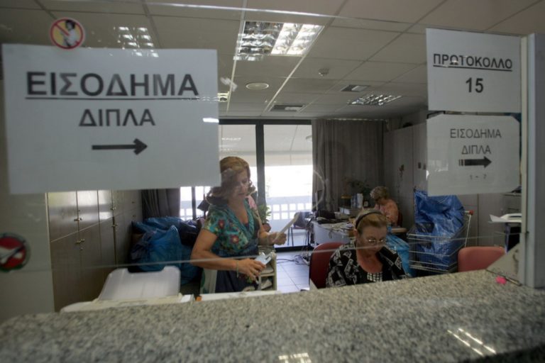Ρύθμιση αγροτικών χρεών για δημόσιο και τράπεζες, με «κούρεμα» έως 60% του κεφαλαίου και αποπληρωμή έως 120 δόσεις