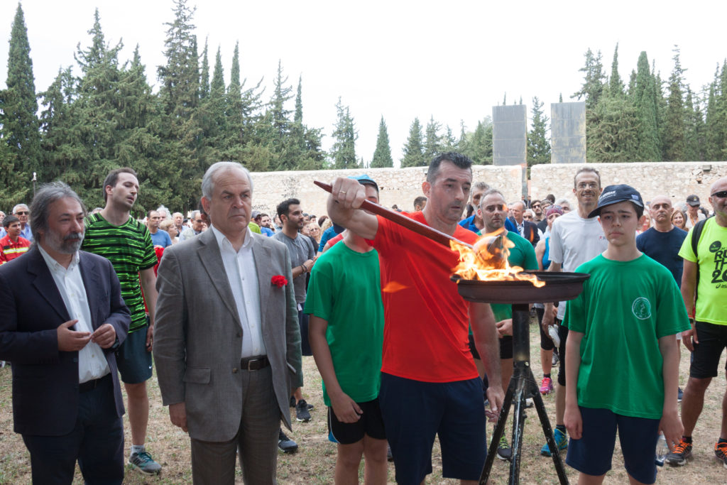 Λαμπαδηδρομία Μνήμης για τους 200 εκτελεσμένους κομμουνιστές στην Καισαριανή